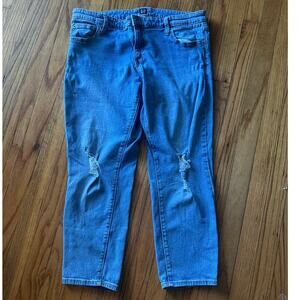 GAP Girlfriend Light Wash Distressed Ankle Jeans Size 32 Short
